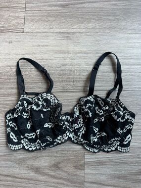 La Senza Black & White Two-Tone Floral Lace Unlined Underwire Demi Bra 32DD